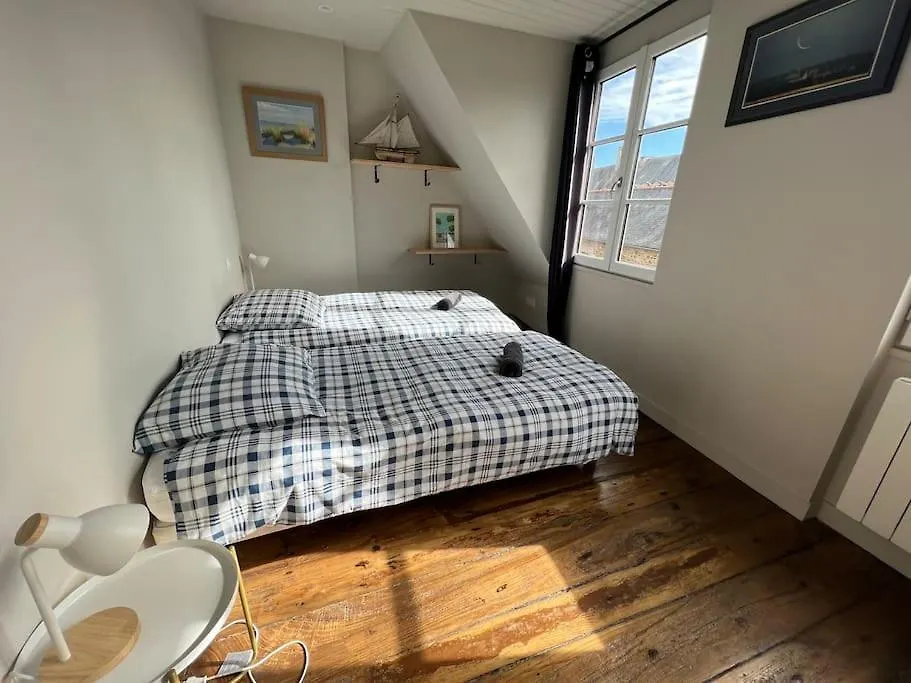 Cocon Urbain De Charme Villa Dinan Tatil Evi
